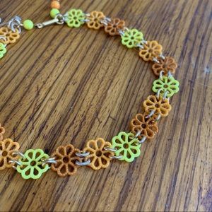 90s 2000s does 60s flower power choker bohemian